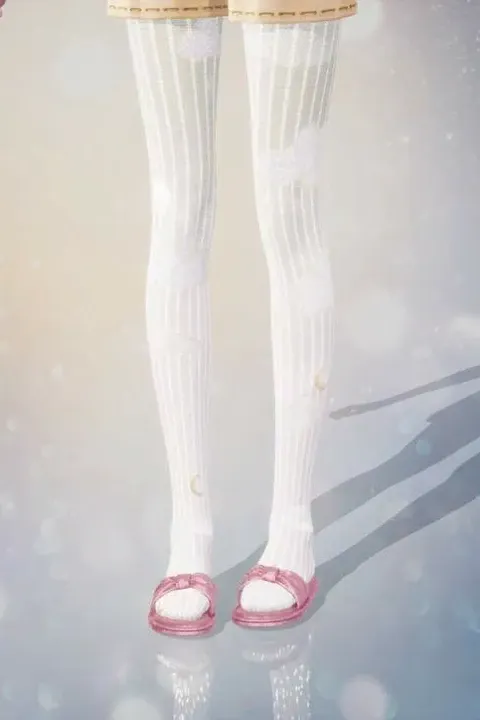 Sentuhan Lembut: Kilauan Giok