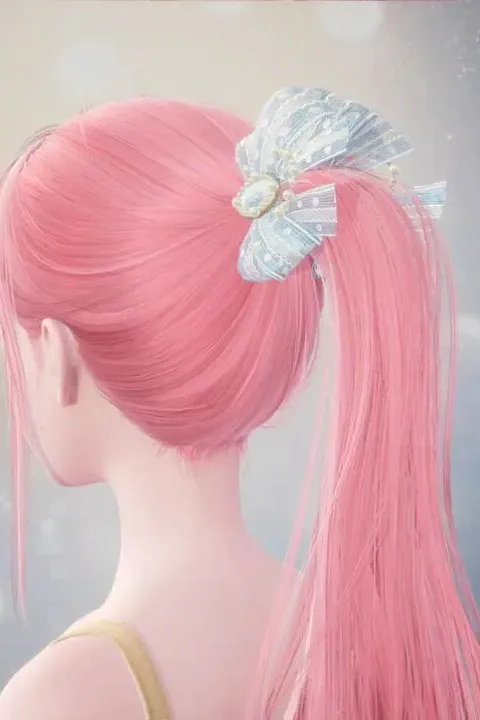 Serra illuminata dalla luna: in boccio